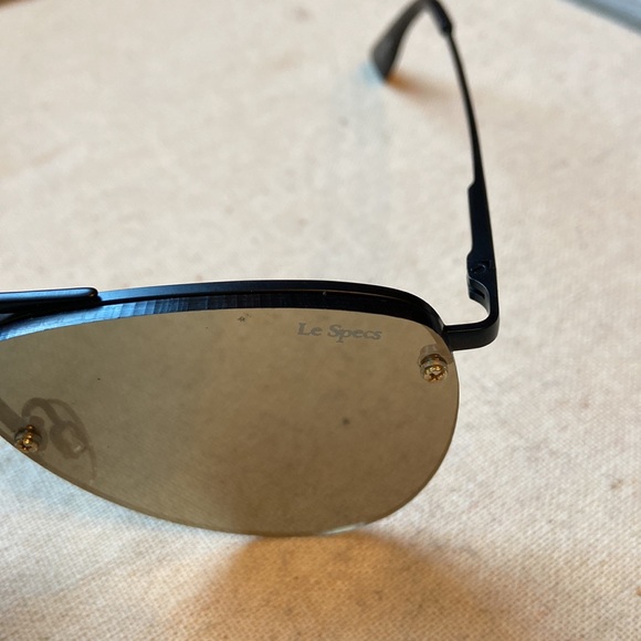 LeSpecs sunglasses - Picture 2 of 6